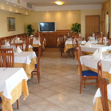 All'azzurro Hotel 4*