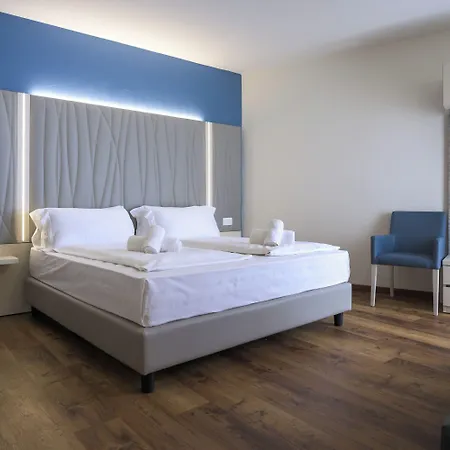 All'azzurro מלון