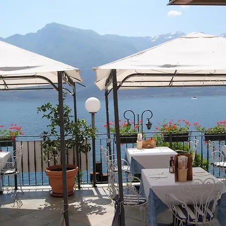 All'azzurro Hotel Limone sul Garda