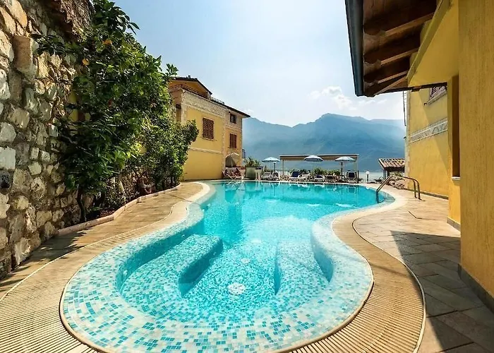 Hotel All'azzurro 4*