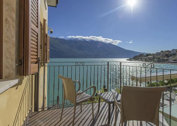 All'azzurro 4* Limone sul Garda