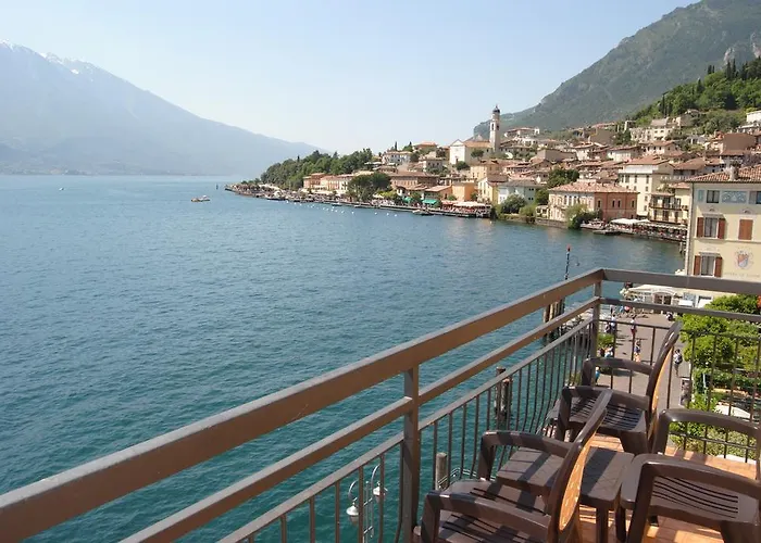 All'azzurro Limone sul Garda